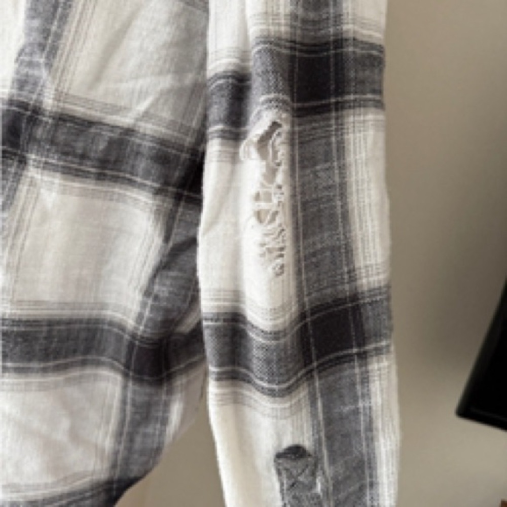 Plaid Hooded Button-Front Shirt Jacket - White & Black - Picture 4 of 4